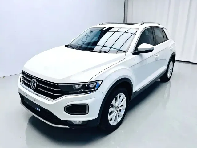 Фотография автомобиля — Volkswagen T-Roc