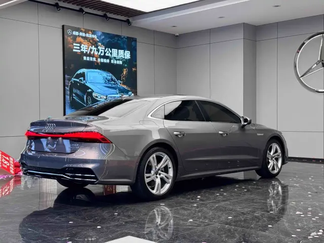 Audi A7L — Фото автомобиля 7
