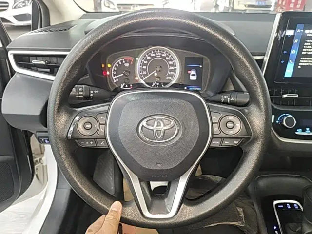 Toyota Corolla — Фото автомобиля 6