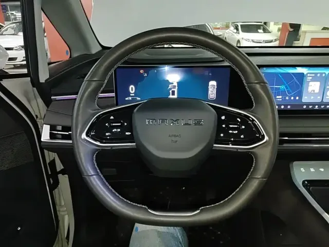 Maxus Dajia 7 — Фото автомобиля 10