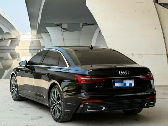 Audi A6L — Фото автомобиля 8