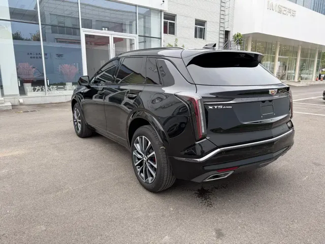 Cadillac XT5 — Фото автомобиля 13