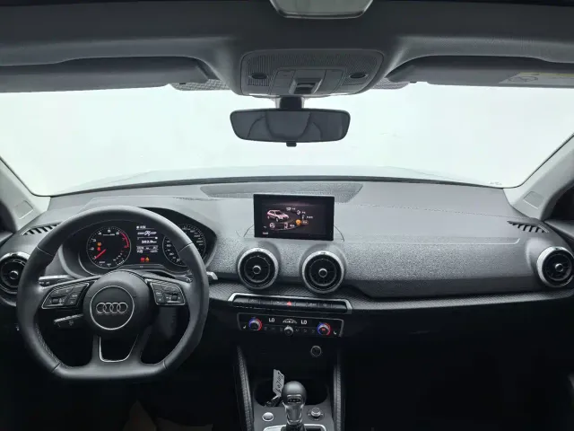 Audi Q2L — Фото автомобиля 14
