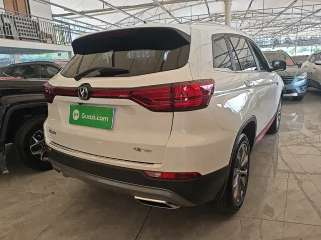 Changan CS75 — Фото автомобиля 6