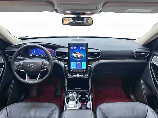 Ford Explorer — Фото автомобиля 13