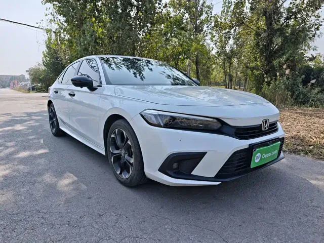 Honda Civic — Фото автомобиля 3