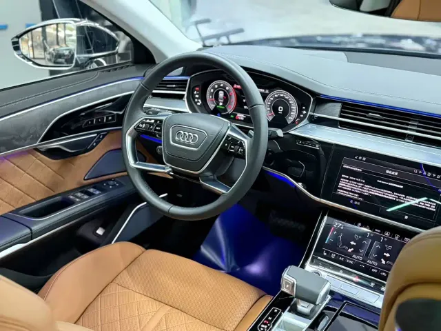 Audi A8 — Фото автомобиля 7