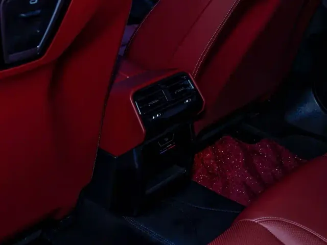 BMW 5 Series — Фото автомобиля 11