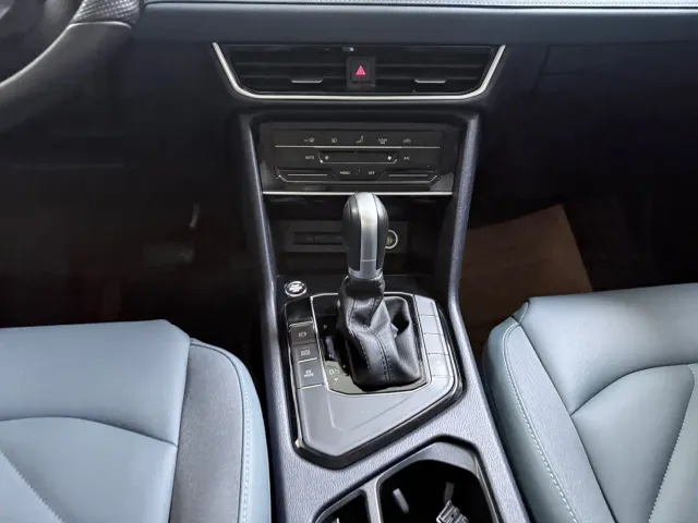 Volkswagen Tharu — Фото автомобиля 15