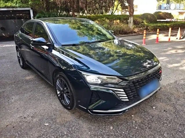 Dongfeng Yixuan MAX — Фото автомобиля 3
