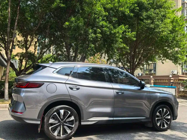 BYD Song PLUS — Фото автомобиля 15