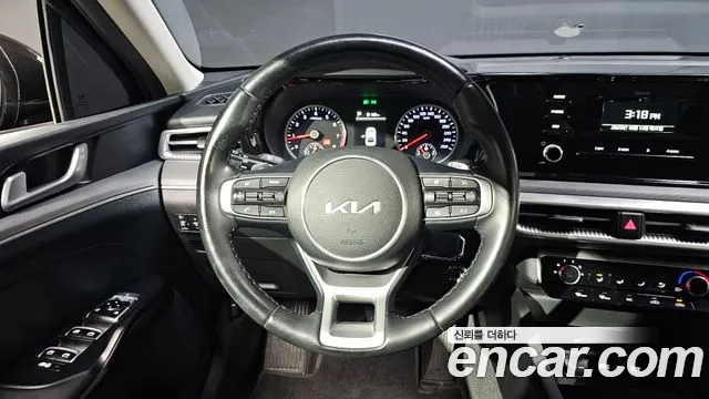 Kia K5 — Фото автомобиля 18
