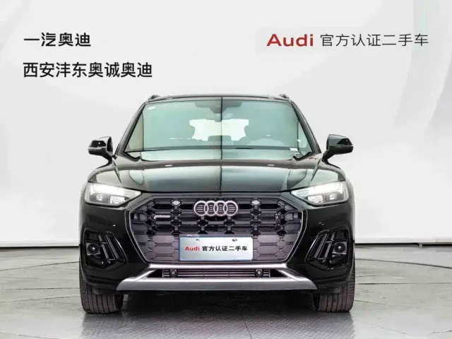 Audi Q5L — Фото автомобиля 2