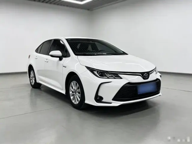 Toyota Corolla — Фото автомобиля 3