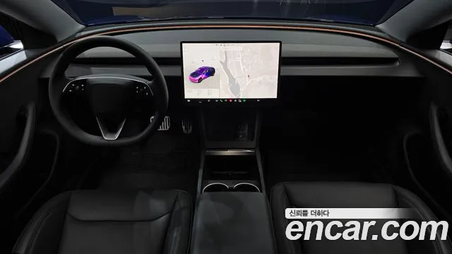 Tesla Model 3 — Фото автомобиля 7