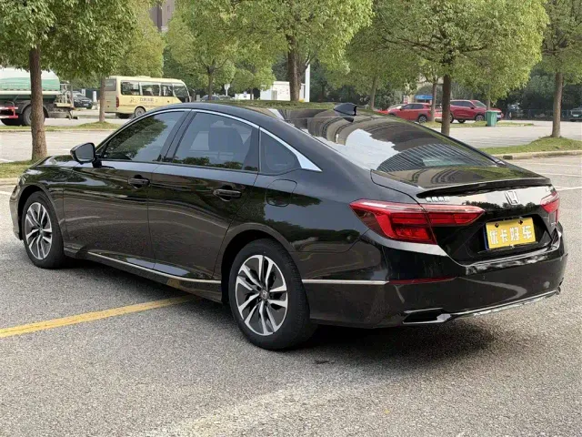 Honda Inspire — Фото автомобиля 7