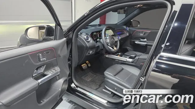 Mercedes-Benz EQB X243 — Фото автомобиля 10