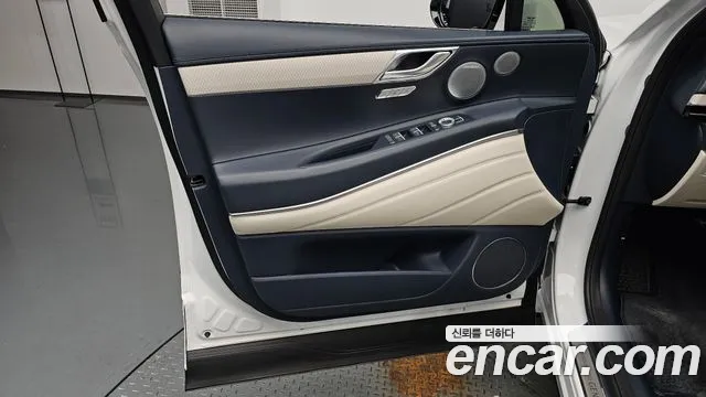 Genesis GV80 — Фото автомобиля 13