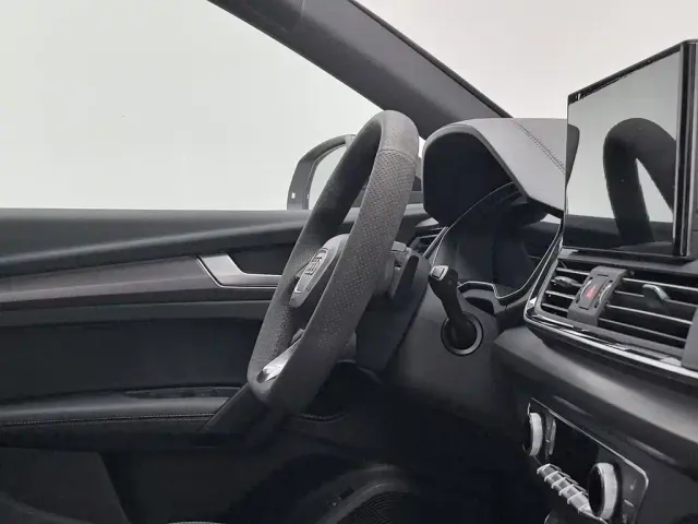 Audi Q5L — Фото автомобиля 22