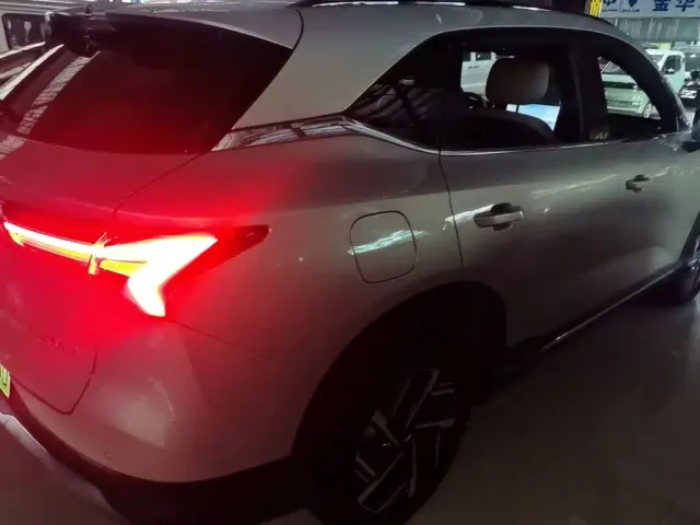 Wuling Starlight S — Фото автомобиля 6