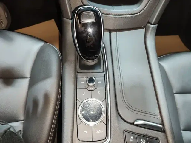 Cadillac XT5 — Фото автомобиля 13