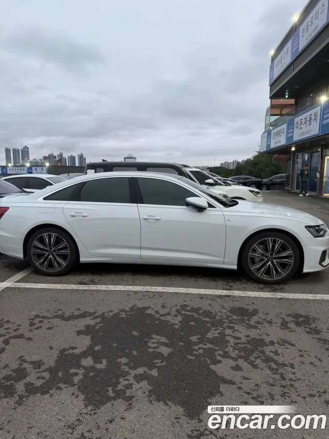 Audi A6 — Фото автомобиля 4