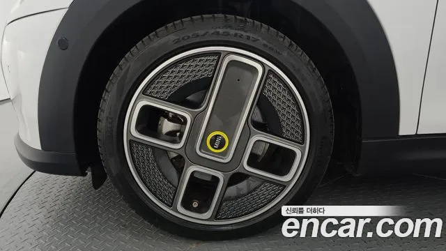 MINI Cooper Cooper Electric — Фото автомобиля 5