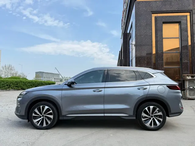 BYD Song PLUS — Фото автомобиля 5