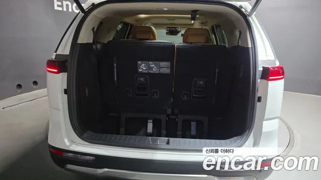 Kia Canival Carnival 4 поколение Дизель 7 мест Signature — Фото автомобиля 30