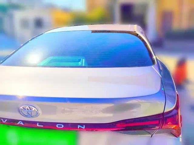 Toyota Avalon — Фото автомобиля 3
