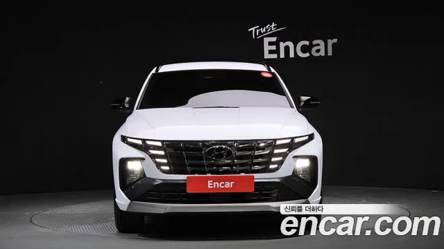 Hyundai Tucson Tucson (NX4) Бензин 1.6 турбо 2WD — Фото автомобиля 3