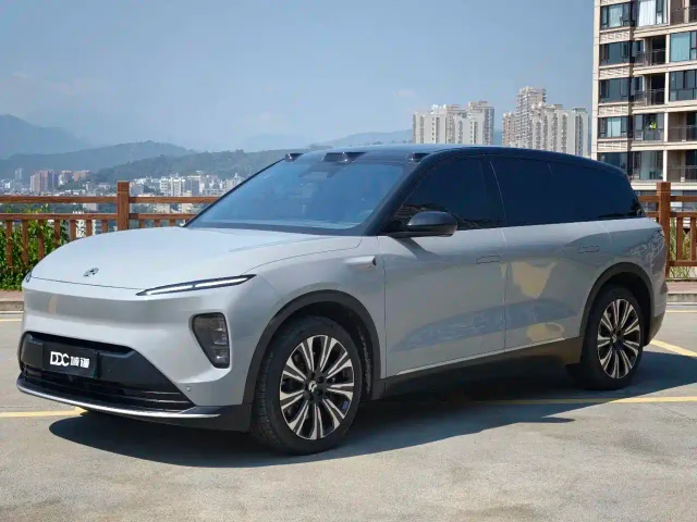 Фотография автомобиля — Nio ES8