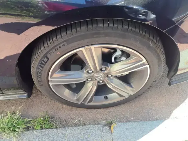 Honda Accord — Фото автомобиля 6