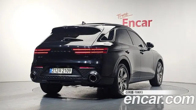 Genesis GV70 2.5T Бензин AWD — Фото автомобиля 2