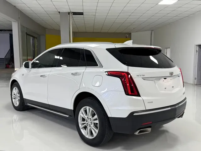 Cadillac XT5 — Фото автомобиля 7