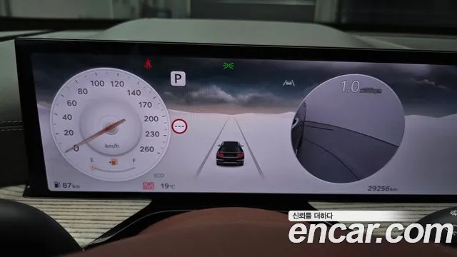Genesis GV80 — Фото автомобиля 11