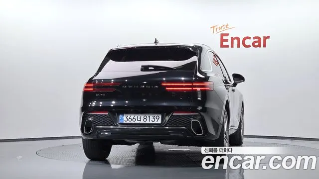 Genesis GV70 — Фото автомобиля 3