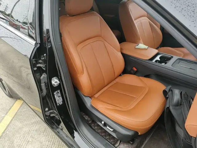 Wuling Starlight — Фото автомобиля 24