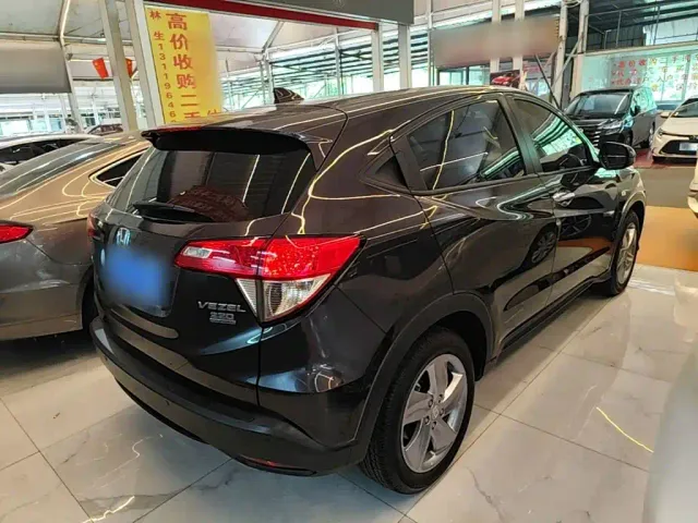 Honda Vezel — Фото автомобиля 6