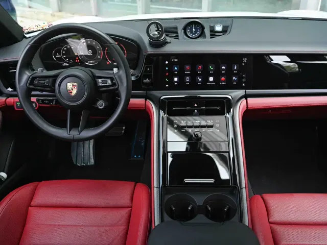 Porsche Panamera — Фото автомобиля 18