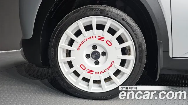 Hyundai Casper Casper Electric Inspiration — Фото автомобиля 5