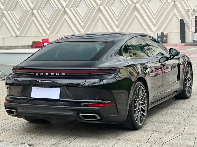 Porsche Panamera — Фото автомобиля 7