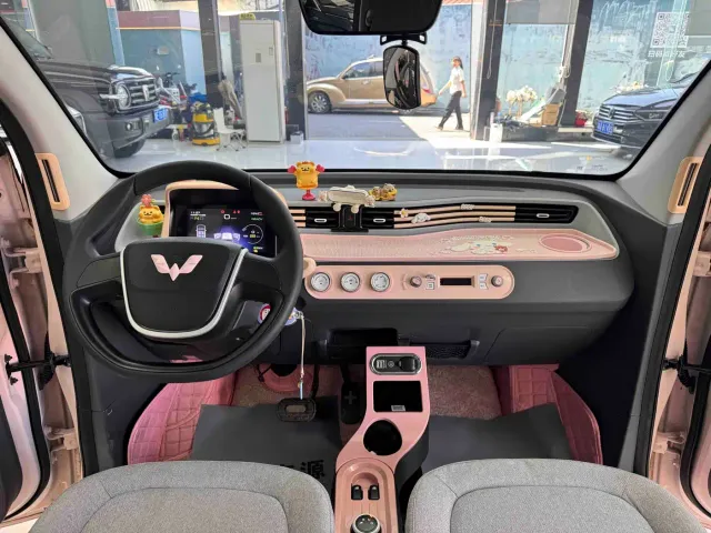 Wuling Hongguang Mini EV — Фото автомобиля 9