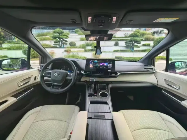 Toyota Granvia — Фото автомобиля 5