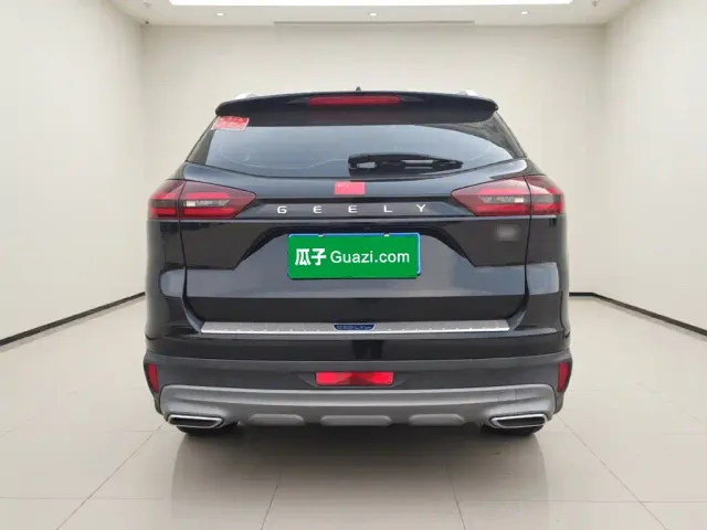 Geely Boyue — Фото автомобиля 3