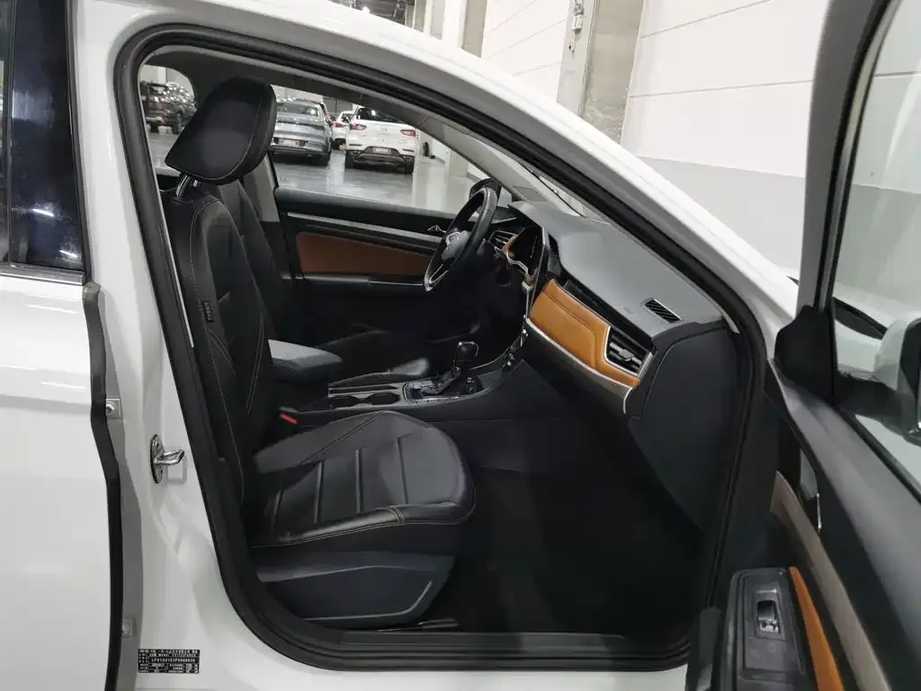 Volkswagen Bora 2023 200TSI DSG Yuexing PRO Edition — Фото автомобиля 23