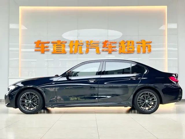 BMW 3 Series — Фото автомобиля 4
