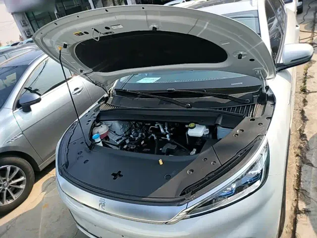 BYD Yuan PLUS — Фото автомобиля 15