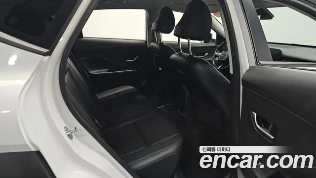 Hyundai Kona — Фото автомобиля 16