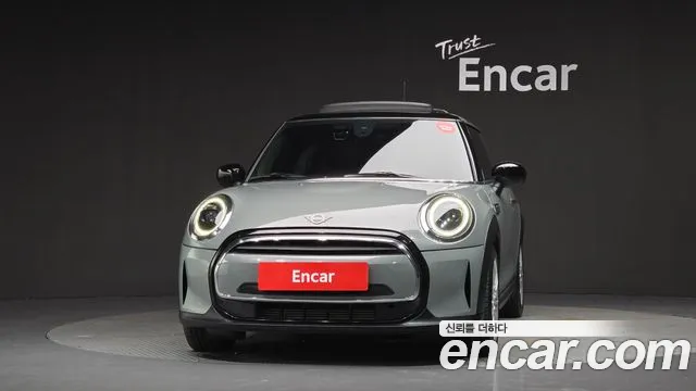 Mini Cooper Cooper Classic Plus — Фото автомобиля 3